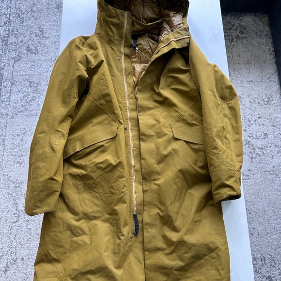 Arc'teryx Andra LT IS Rain Coat - Women's XS - Picture 2 of 8
